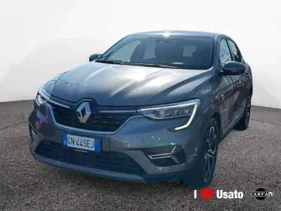 Usata Renault Clio Techno 145 CV (106 kW) 2023 Grigio Utilitaria