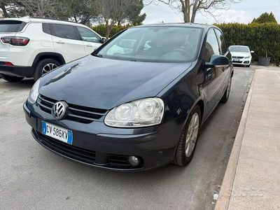 Usata VW Golf IV Comfortline 140 CV (102 kW) 2005 Blu Berlina