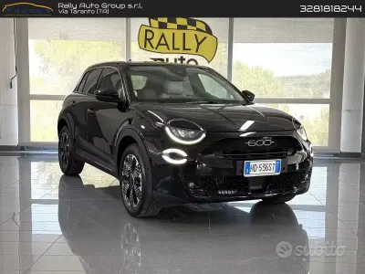 Usata Fiat 600 La Prima 110 CV (80 kW) 2024 Nero SUV