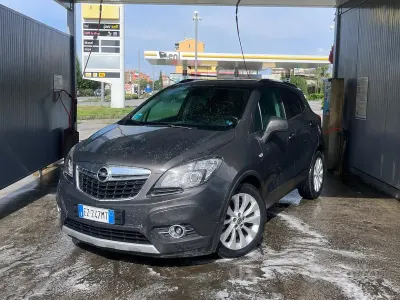Usata Opel Mokka 140 CV (102 kW) 2015 Grigio SUV