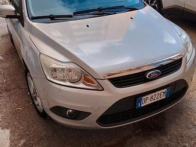 Usata Ford Focus 90 CV (66 kW) 2009 Grigio Station wagon