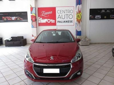 Usata Peugeot 208 Active 82 CV (60 kW) 2017 Rosso Utilitaria