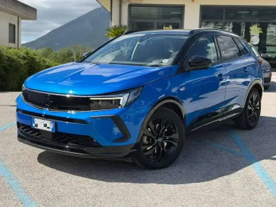 Usata Opel Grandland X GS Line 181 CV (133 kW) 2022 Blu/azzurro SUV