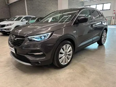Usata Opel Grandland X Ultimate 177 CV (130 kW) 2020 Nero SUV