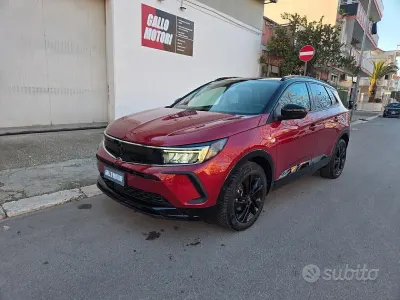 Usata Opel Grandland X GS Line 131 CV (96 kW) 2022 Rosso SUV
