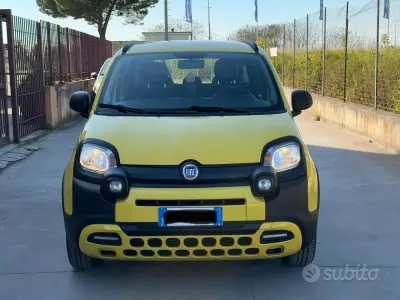 Usata Fiat Panda Cross Cross 69 CV (50 kW) 2019 Giallo Utilitaria