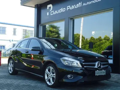 Usata Mercedes A180 109 CV (80 kW) 2014 Ossidiana Berlina