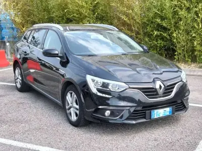 Usata Renault Mégane GrandTour LIMITED 116 CV (85 kW) 2020 Nero Station wagon