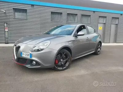 Usata Alfa Romeo Giulietta Super 150 CV (110 kW) 2018 Grigio Utilitaria