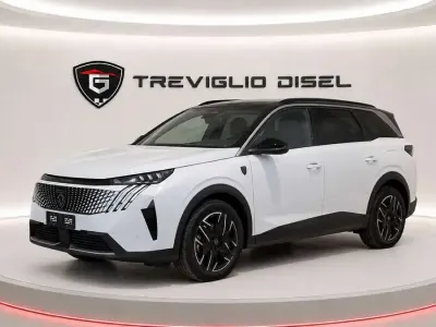 Nuova Peugeot 5008 GTi 145 CV (106 kW) 2025 Bianco okenite SUV
