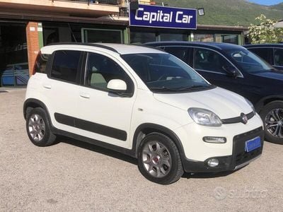 Usata Fiat Panda Trekking 85 CV (62 kW) 2014 Bianco Utilitaria