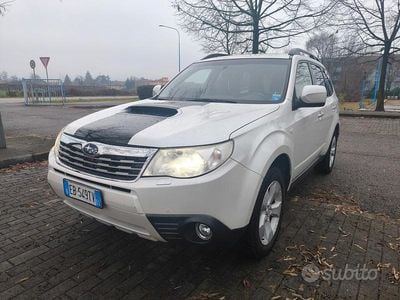 Usata Subaru Forester 147 CV (108 kW) 2010 Bianco SUV