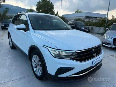 Usata VW Tiguan Life 116 CV (85 kW) 2021 Bianco SUV