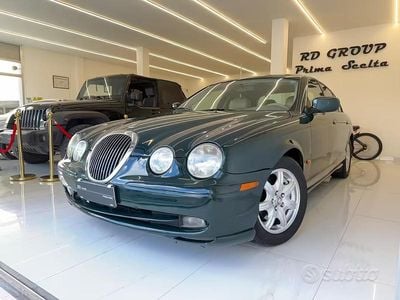 Usata Jaguar S-Type S 238 CV (175 kW) 2001 Verde Berlina