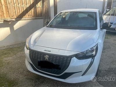 Usata Peugeot 208 2021 Bianco Utilitaria