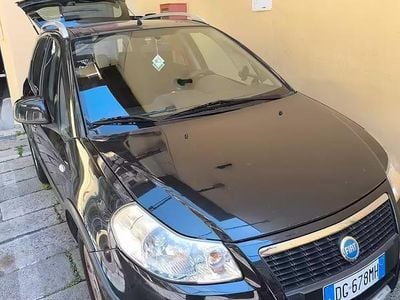 Usata Fiat Sedici Emotion 107 CV (78 kW) 2007 Nero SUV