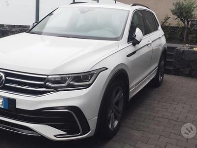 Usata VW Tiguan R-line 150 CV (110 kW) 2020 Bianco SUV