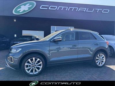 Usata VW T-Roc Life 150 CV (110 kW) 2025 Blu SUV