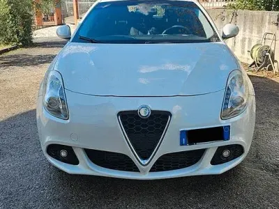 Usata Alfa Romeo Giulietta 109 CV (80 kW) 2013 Bianco Utilitaria