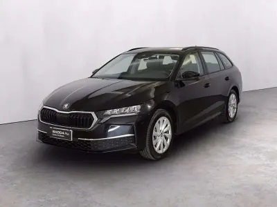 Usata Skoda Octavia Executive 150 CV (110 kW) 2024 Nero tulipano perlato Station wagon