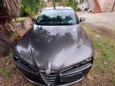 Usata Alfa Romeo 159 150 CV (110 kW) 2008 Grigio Berlina
