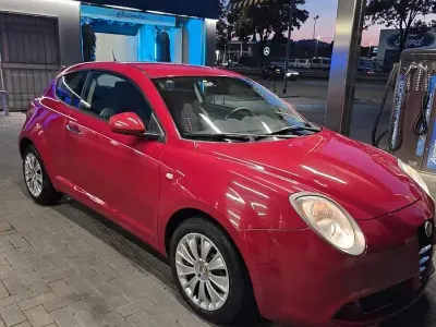 Usata Alfa Romeo MiTo 79 CV (58 kW) 2009 Utilitaria