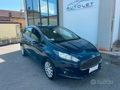 Gebraucht Ford Fiesta Business Edition 95 PS (69 kW) 2015 Blau Kleinwagen