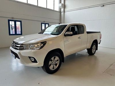 usata Toyota HiLux 2.4 d-4d extra cab Lounge 4wd - UNICOPROPRIETARIO