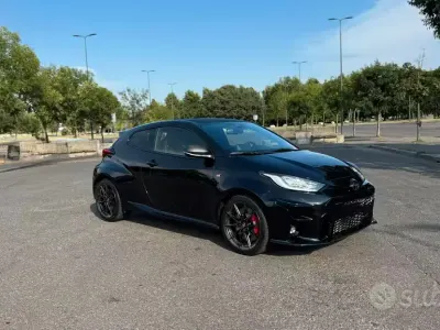 Usata Toyota Yaris 261 CV (191 kW) 2021 Nero Utilitaria