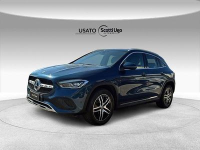 Usata Mercedes GLA200 150 CV (110 kW) 2020 Blu SUV