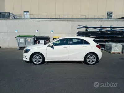 Usata Mercedes A180 109 CV (80 kW) 2018 Bianco Berlina