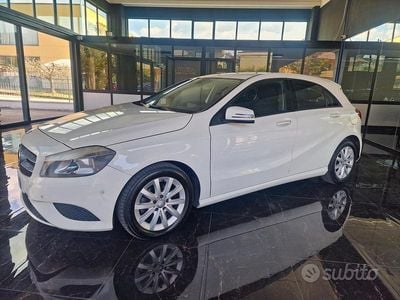 Usata Mercedes A180 Premium 109 CV (80 kW) 2012 Bianco Berlina