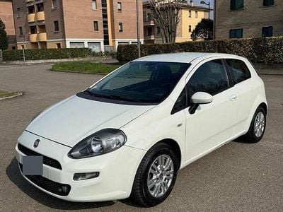 Gebraucht Fiat Punto 75 PS (55 kW) 2014 Weiß Kleinwagen