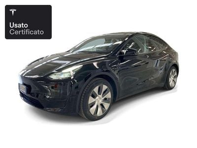 Usata Tesla Model Y RWD 203 kW (277 CV) 2024 Solid black SUV