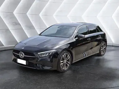 Usata Mercedes A180 Advanced 116 CV (85 kW) 2024 Nero Utilitaria
