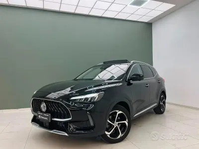 Usata MG HS Luxury 162 CV (119 kW) 2024 Nero SUV