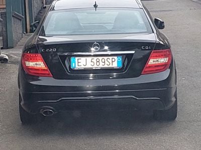 Mercedes 220