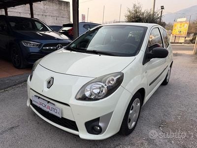 Usata Renault Twingo Dynamique 74 CV (54 kW) 2010 Beige Utilitaria