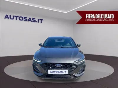 Usata Ford Focus ST-Line 125 CV (91 kW) 2022 Grigio metallizzato Berlina
