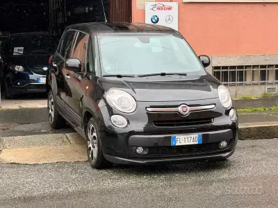 Usado Fiat 500L Pop 120 CV (88 kW) 2017 Negro Monovolumen