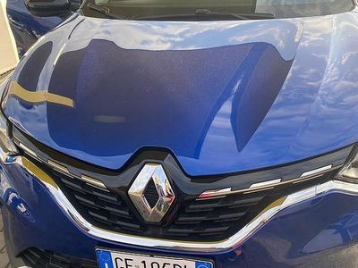 Usata Renault Captur 101 CV (74 kW) 2021 Blu SUV