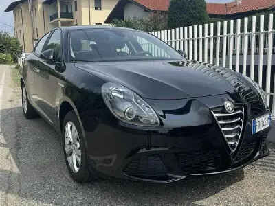 Usata Alfa Romeo Giulietta 105 CV (77 kW) 2016 Nero Utilitaria