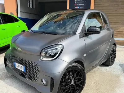 Usata Smart ForTwo Coupé Prime 90 CV (66 kW) 2019 Grigio Coupé