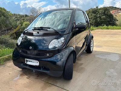 Nero Usata 2005 Smart ForTwo Coupé Utilitaria | 3500 €