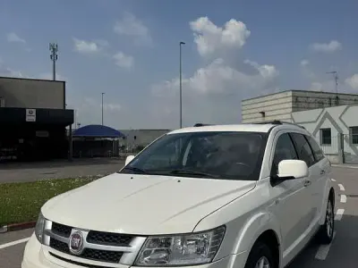 Usata Fiat Freemont Lounge 170 CV (125 kW) 2014 Bianco SUV