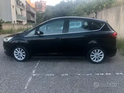 Usata Ford C-MAX Titanium 120 CV (88 kW) 2016 Nero Monovolume