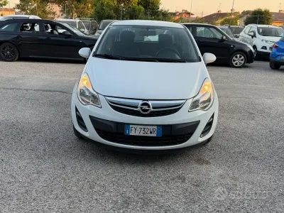 Usata Opel Corsa 95 CV (69 kW) 2012 Bianco Utilitaria