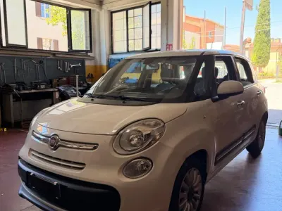 Usata Fiat 500L Lounge 84 CV (61 kW) 2015 Bianco Monovolume
