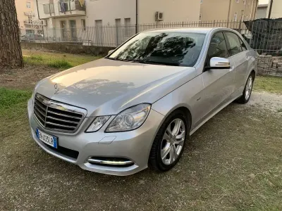 Usata Mercedes E220 Avantgarde 170 CV (125 kW) 2012 Berlina