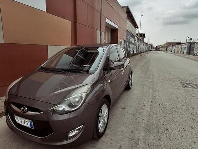 Usata Hyundai ix20 Comfort 90 CV (66 kW) 2012 Grigio Utilitaria